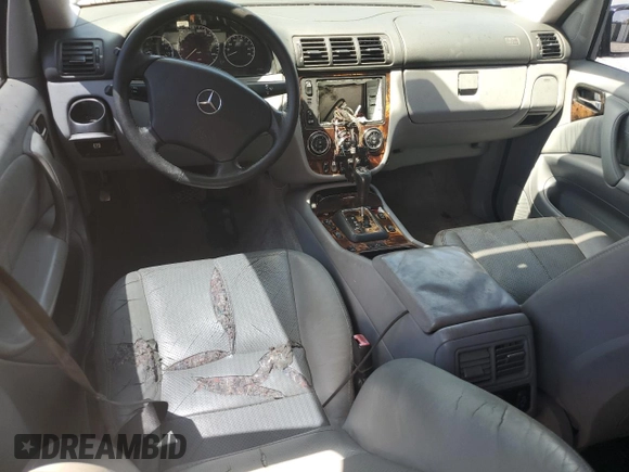 2005 Mercedes-Benz M 350 с VIN 4JGAB57E95A532812, выставлен на аукционе Copart как лот 56112435 с пробегом 165 180 миль миль и Чистый • Clean title. История ставок и продаж доступна на DreamBid. Изображение 8.