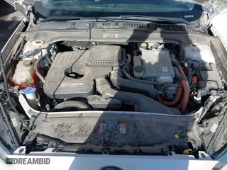 2015 Ford Fusion Titanium Hybrid with VIN 3FA6P0RU9FR308973, listed as a IAAI auction lot 41754320 with 82,686 mi miles. Bid and sale history available at carsss.com. Image 10.
