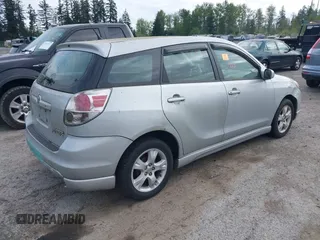 2006 Toyota Matrix STD with VIN 2T1KR32E56C566369, listed as a IAAI auction lot 42162772 with 299,999 mi miles and . Bid and sale history available at carsss.com. Image 4.