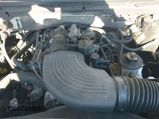 2003 Ford F-150 XL с VIN 2FTRX17W13CA94356, выставлен на аукционе IAAI как лот 41346444 с пробегом 180 686 миль миль и . История ставок и продаж доступна на DreamBid. Изображение 19.