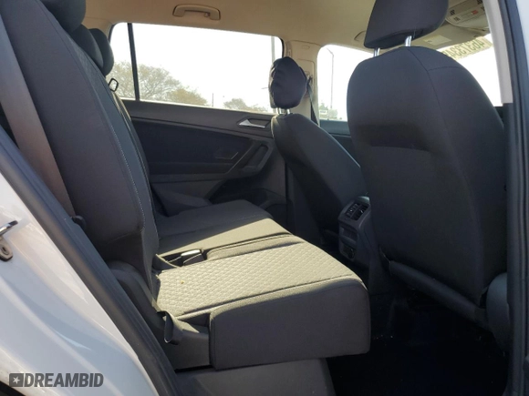 2021 Volkswagen Tiguan S with VIN 3VV1B7AX6MM071758, listed as a Copart auction lot 46373345 with 139,674 mi miles and Salvage Title. Bid and sale history available at carsss.com. Image 11.