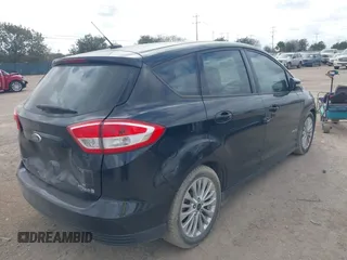 2017 Ford C-Max SE z VIN 1FADP5AU3HL113288, wystawiony jako IAAI lot #41146599 z przebiegiem 38 887 mil mil oraz . Historia ofert i sprzedaży dostępna na DreamBid. Obrazek 4.