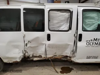 2012 Chevrolet Express Passenger 1LT with VIN 1GAZG1FG0C1187597, listed as a Copart auction lot 89245145 with 139,794 mi miles and Clean Title. Bid and sale history available at carsss.com. Image 11.