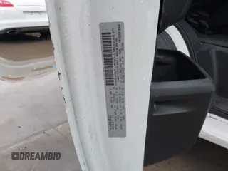2017 Ram ProMaster Cargo z VIN 3C6TRVDG0HE510415, wystawiony jako IAAI lot #42039265 z przebiegiem 183 670 mil mil oraz . Historia ofert i sprzedaży dostępna na DreamBid. Obrazek 9.