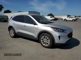 2020 Ford Escape SE с VIN 1FMCU9G66LUC61609, выставлен на аукционе Copart как лот 53949895 с пробегом 32 020 миль миль и Списание • Salvage title. История ставок и продаж доступна на DreamBid. Изображение 4.