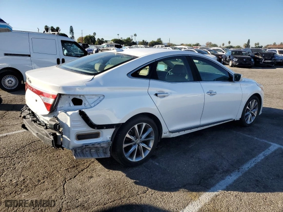 2015 Hyundai Azera with VIN KMHFG4JG0FA465837, listed as a Copart auction lot 80324784 with 92,318 mi miles and Salvage Title. Bid and sale history available at carsss.com. Image 3.