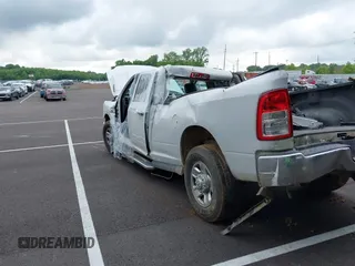 2020 Ram 2500 Tradesman with VIN 3C6UR4HL8LG272624, listed as a IAAI auction lot 42252814 with 166,908 mi miles and . Bid and sale history available at DreamBid. Image 3.