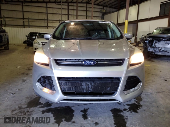 2013 Ford Escape SE с VIN 1FMCU0GX3DUB89970, выставлен на аукционе Copart как лот 89129775 с пробегом 141 223 миль миль и На запчасти • Non repairable. История ставок и продаж доступна на DreamBid. Изображение 5.
