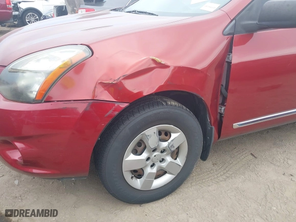 2015 Nissan Rogue Select S with VIN JN8AS5MT8FW668784, listed as a IAAI auction lot 41768882 with 136,030 mi miles. Bid and sale history available at carsss.com. Image 6.