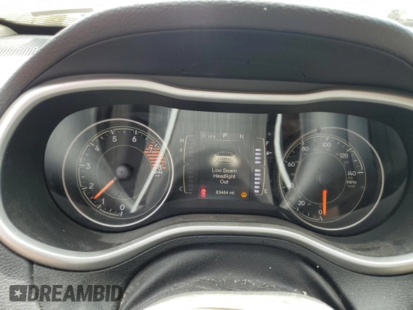 2016 Jeep Cherokee Latitude z VIN 1C4PJMCS1GW255747, wystawiony jako Copart lot #61195425 z przebiegiem 63 484 mil mil oraz Szkoda całkowita • Salvage title. Historia ofert i sprzedaży dostępna na DreamBid. Obrazek 9.