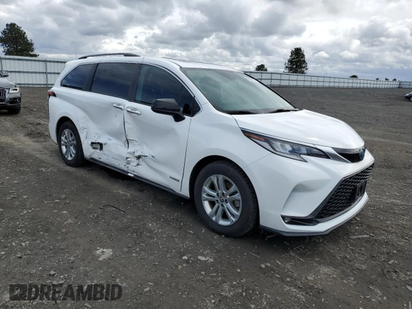 2021 Toyota Sienna XSE with VIN 5TDDSKFC7MS037087, listed as a Copart auction lot 50401395 with 81,184 mi miles and Salvage Title. Bid and sale history available at carsss.com. Image 4.