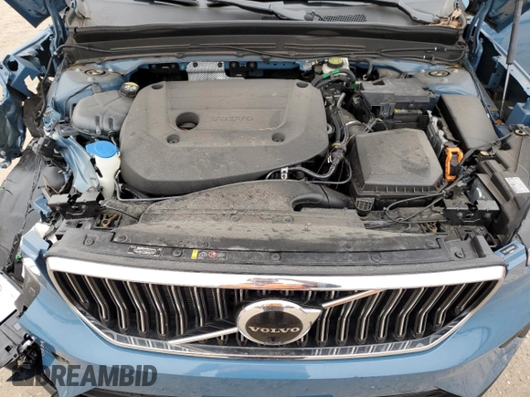 2023 Volvo XC40 Plus Bright Theme with VIN YV4L12UEXP2931841, listed as a Copart auction lot 89308025 with 13,190 mi miles and Salvage Title. Bid and sale history available at carsss.com. Image 12.