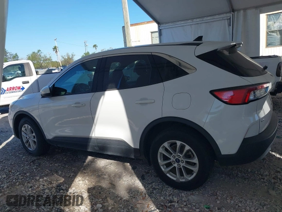 2020 Ford Escape SE z VIN 1FMCU9G65LUA37862, wystawiony jako IAAI lot #41679090 z przebiegiem 103 709 mil mil oraz . Historia ofert i sprzedaży dostępna na DreamBid. Obrazek 14.