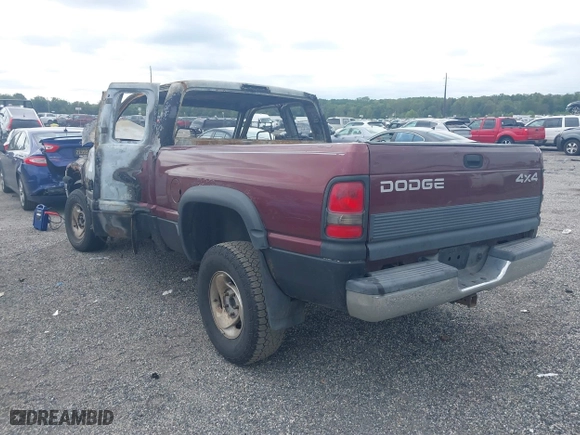 2001 Dodge Ram 1500 with VIN 1B7HF13Y61J256339, listed as a IAAI auction lot 40468951 with 141,214 mi miles. Bid and sale history available at carsss.com. Image 3.