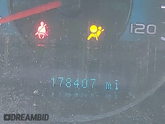 2010 Ford Fusion SE с VIN 3FAHP0HA5AR428603, выставлен на аукционе IAAI как лот 42055330 с пробегом 178 407 миль миль и . История ставок и продаж доступна на DreamBid. Изображение 7.