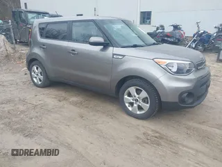 2017 Kia Soul with VIN KNDJN2A28H7469213, listed as a IAAI auction lot 42126026 with 83,207 mi miles. Bid and sale history available at carsss.com. Image 1.
