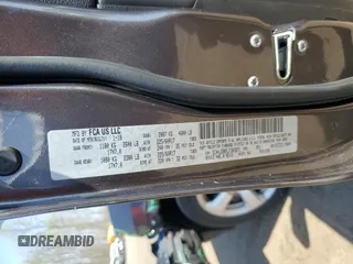 2018 Jeep Compass Latitude z VIN 3C4NJDBB5JT303871, wystawiony jako Copart lot #53881965 z przebiegiem 130 061 mil mil oraz Szkoda całkowita • Salvage title. Historia ofert i sprzedaży dostępna na DreamBid. Obrazek 13.