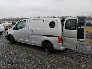 2013 Nissan NV200 SV z VIN 3N6CM0KN2DK691358, wystawiony jako Copart lot #85540004 z przebiegiem Nie podano mil oraz Szkoda całkowita • Salvage title. Historia ofert i sprzedaży dostępna na DreamBid. Obrazek 2.