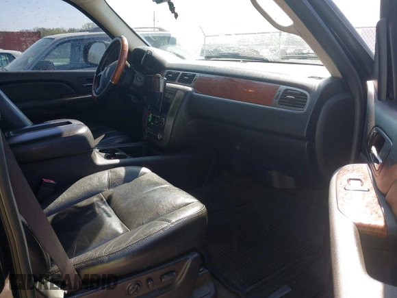 2007 GMC Yukon XL SLT with VIN 1GKFK16337J259599, listed as a IAAI auction lot 41982713 with 258,644 mi miles and . Bid and sale history available at DreamBid. Image 5.