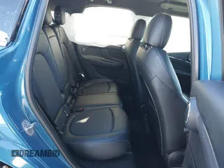2018 MINI Countryman Cooper S with VIN WMZYT5C3XJ3E61612, listed as a IAAI auction lot 41276107 with 59,554 mi miles and . Bid and sale history available at DreamBid. Image 8.