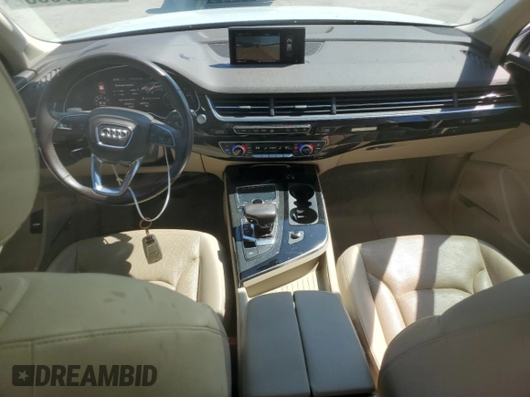 2017 Audi Q7 Premium Plus with VIN WA1LAAF72HD031527, listed as a Copart auction lot 58377985 with 105,541 mi miles and Salvage title. Bid and sale history available at DreamBid. Image 8.