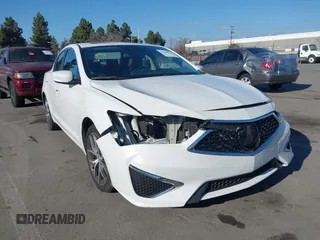 2019 Acura ILX w/Premium Pkg with VIN 19UDE2F72KA012362, listed as a IAAI auction lot 41449524 with 35,682 mi miles. Bid and sale history available at carsss.com. Image 1.