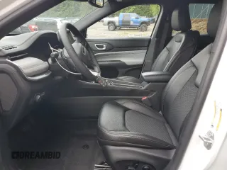 2025 Jeep Compass Latitude с VIN 3C4NJDBN6ST547007, выставлен на аукционе Copart как лот 59798085 с пробегом 6 475 миль миль и На запчасти • Non repairable. История ставок и продаж доступна на DreamBid. Изображение 7.