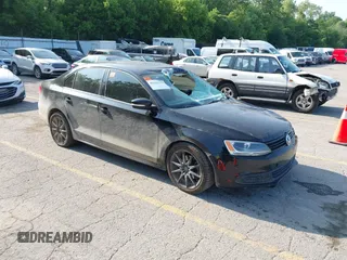 2011 Volkswagen Jetta SE with VIN 3VWDX7AJ9BM020046, listed as a IAAI auction lot 42519249 with Not provided miles and . Bid and sale history available at DreamBid. Image 1.