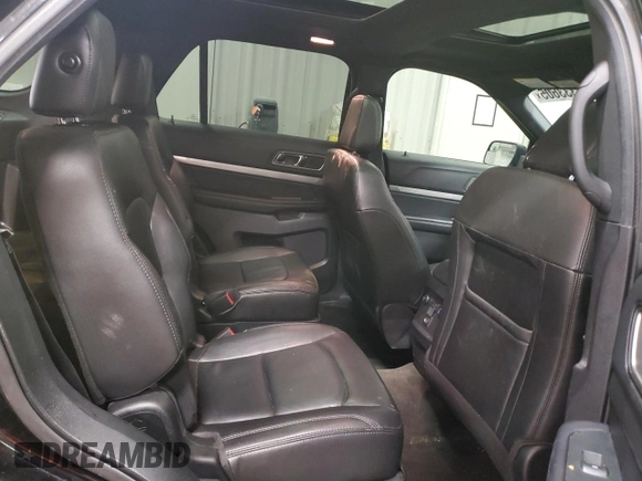2018 Ford Explorer XLT with VIN 1FM5K8D83JGA77948, listed as a Copart auction lot 48333605 with 83,471 mi miles and Salvage Title. Bid and sale history available at carsss.com. Image 10.