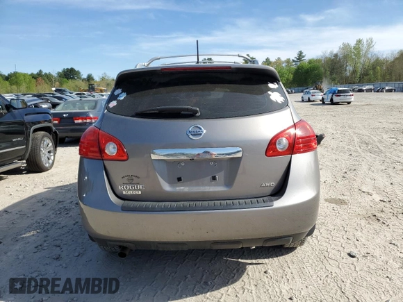 2015 Nissan Rogue S z VIN JN8AS5MVXFW760058, wystawiony jako Copart lot #55049235 z przebiegiem 91 188 mil mil oraz Czysty tytuł • Clean title. Historia ofert i sprzedaży dostępna na DreamBid. Obrazek 6.