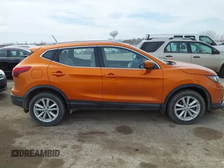 2017 Nissan Rogue Sport SL with VIN JN1BJ1CR8HW103023, listed as a IAAI auction lot 41810707 with 77,172 mi miles. Bid and sale history available at carsss.com. Image 13.