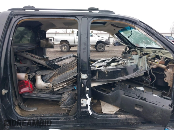 2012 Chevrolet Avalanche LTZ with VIN 3GNTKGE78CG204638, listed as a IAAI auction lot 41141263 with Not provided miles and . Bid and sale history available at DreamBid. Image 12.