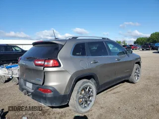 2018 Jeep Cherokee Latitude Plus z VIN 1C4PJMLX0JD622295, wystawiony jako Copart lot #57679075 z przebiegiem 123 743 mil mil oraz Szkoda całkowita • Salvage title. Historia ofert i sprzedaży dostępna na DreamBid. Obrazek 3.