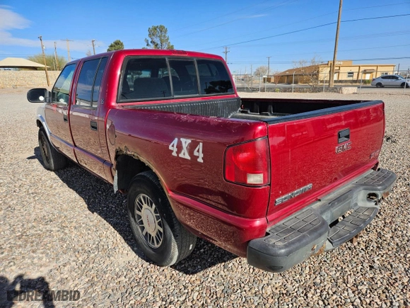 2001 GMC Sonoma SLS with VIN 1GTDT13W81K235525, listed as a Copart auction lot 48604095 with NaN miles and Clean Title. Bid and sale history available at carsss.com. Image 3.