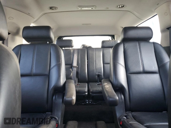 2008 Chevrolet Suburban LT w/2LT with VIN 3GNFK16388G267557, listed as a Copart auction lot 43952315 with 243,207 mi miles and Salvage Title. Bid and sale history available at carsss.com. Image 10.