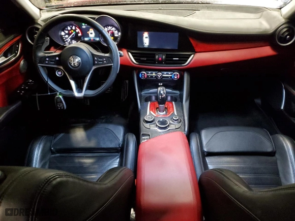 2018 Alfa Romeo Giulia Ti with VIN ZARFAECN1J7588811, listed as a Copart auction lot 44199355 with 77,517 mi miles and Clean Title. Bid and sale history available at carsss.com. Image 8.