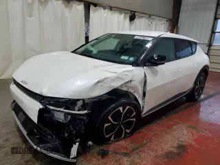 2024 Kia EV6 Wind z VIN KNDC3DLC3R5211727, wystawiony jako Copart lot #58237105 z przebiegiem 12 564 mil mil oraz Czysty tytuł • Clean title. Historia ofert i sprzedaży dostępna na DreamBid. Obrazek 1.