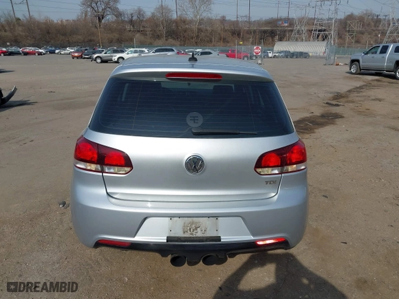 2013 Volkswagen Golf TDI w/Sunroof & Nav with VIN WVWNM7AJ1DW031965, listed as a IAAI auction lot 41805349 with 184,738 mi miles. Bid and sale history available at carsss.com. Image 16.