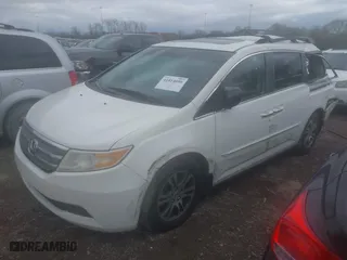 2011 Honda Odyssey EX-L with VIN 5FNRL5H63BB053025, listed as a IAAI auction lot 41814050 with 212,292 mi miles. Bid and sale history available at carsss.com. Image 17.