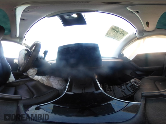 2020 Tesla Model 3 Long Range z VIN 5YJ3E1EB7LF619120, wystawiony jako IAAI lot #41334485 z przebiegiem Nie podano mil oraz . Historia ofert i sprzedaży dostępna na DreamBid. Obrazek 19.