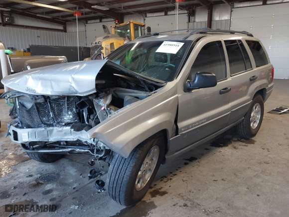 2001 Jeep Grand Cherokee Laredo with VIN 1J4GW48S01C732942, listed as a IAAI auction lot 41988918 with 205,752 mi miles. Bid and sale history available at carsss.com. Image 18.