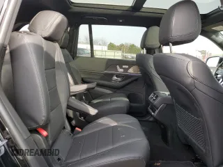 2022 Mercedes-Benz GLS 450 with VIN 4JGFF5KE4NA710045, listed as a Copart auction lot 50248833 with 1,642 mi miles and . Bid and sale history available at DreamBid. Image 10.