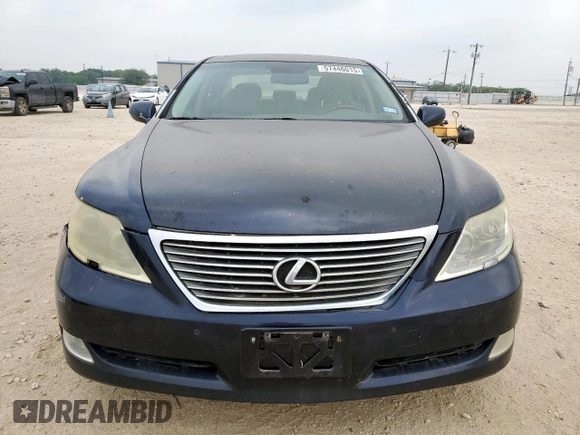 2008 Lexus LS 460 z VIN JTHBL46F385082774, wystawiony jako Copart lot #57446015 z przebiegiem 195 602 mil mil oraz Szkoda całkowita • Salvage title. Historia ofert i sprzedaży dostępna na DreamBid. Obrazek 5.