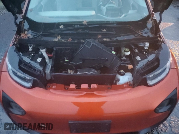 2015 BMW i3 z VIN WBY1Z2C55FV286998, wystawiony jako Copart lot #80995244 z przebiegiem Nie podano mil oraz Szkoda całkowita • Salvage title. Historia ofert i sprzedaży dostępna na DreamBid. Obrazek 12.