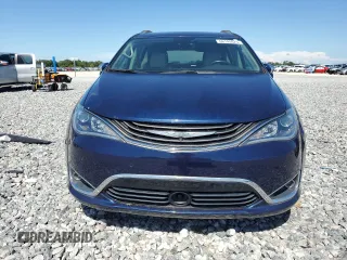 2018 Chrysler Pacifica Hybrid Limited with VIN 2C4RC1N72JR236537, listed as a Copart auction lot 66148025 with 69,351 mi miles and Clean title. Bid and sale history available at DreamBid. Image 5.