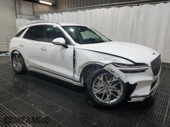 2025 Genesis GV70 2.5T with VIN 5NMMADTB1SH031960, listed as a Copart auction lot 60893135 with 7,218 mi miles and Salvage title. Bid and sale history available at DreamBid. Image 4.