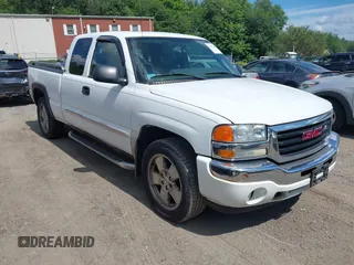 2006 GMC Sierra 1500 SLE1 с VIN 1GTEK19B06Z262924, выставлен на аукционе IAAI как лот 42753002 с пробегом Не указан миль и . История ставок и продаж доступна на DreamBid. Изображение 1.
