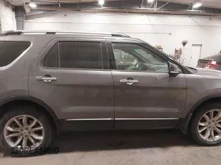 2013 Ford Explorer XLT with VIN 1FM5K8D82DGB20342, listed as a IAAI auction lot 41478547 with 158,256 mi miles and . Bid and sale history available at carsss.com. Image 13.