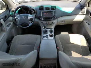 2013 Toyota Highlander with VIN 5TDZA3EHXDS033935, listed as a Copart auction lot 52167225 with 162,564 mi miles and Salvage Title. Bid and sale history available at carsss.com. Image 8.