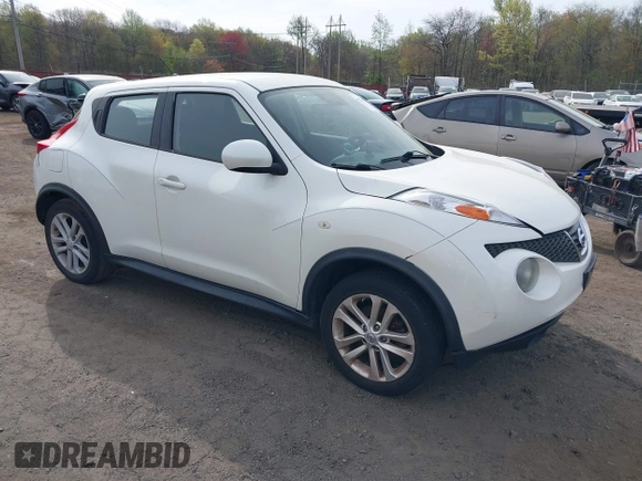 2014 Nissan Juke S with VIN JN8AF5MV6ET482103, listed as a IAAI auction lot 42126935 with 125,506 mi miles. Bid and sale history available at carsss.com. Image 1.